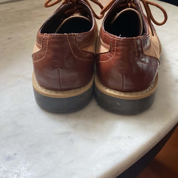 Kenneth Cole Reaction Take Fair wingtips sz 3.5 - Picture 3 of 5